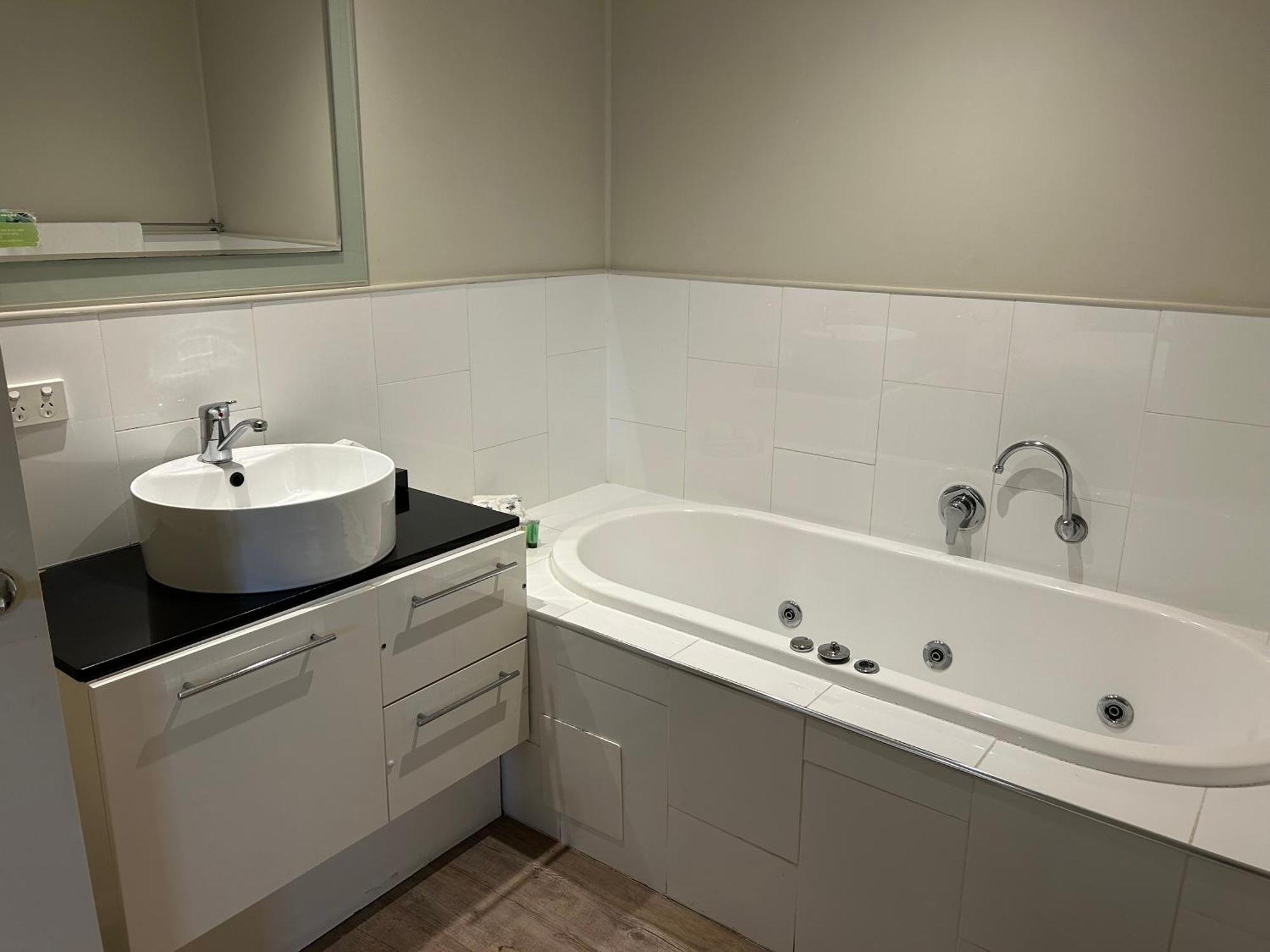 Portarlington Beach Motel Portarlington